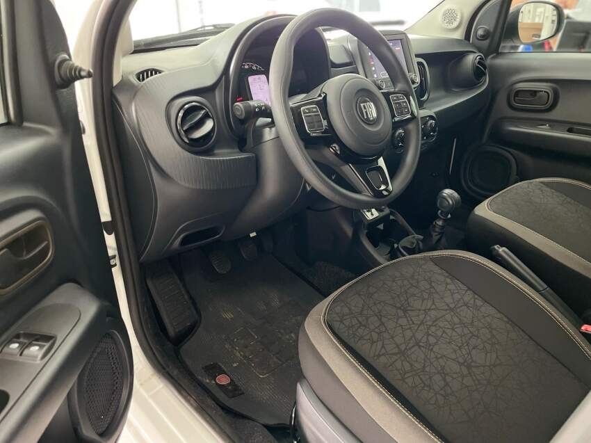 fiat mobi 1.0 evo flex trekking manual 1.3 4p automatico 20258