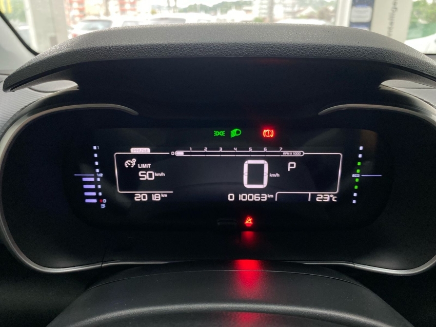 citroen c4 cactus 1.6 vti 120 flex shine eat6 2023