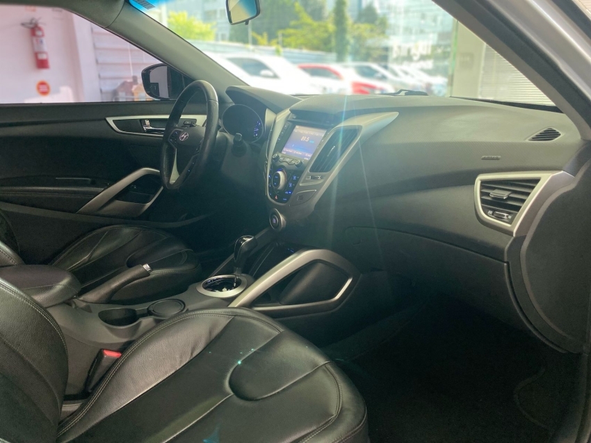hyundai veloster 1.6 16v gasolina 3p automatico 2013
