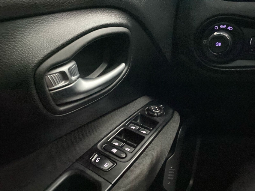 jeep renegade 1.8 16v flex 4p automatico 2020