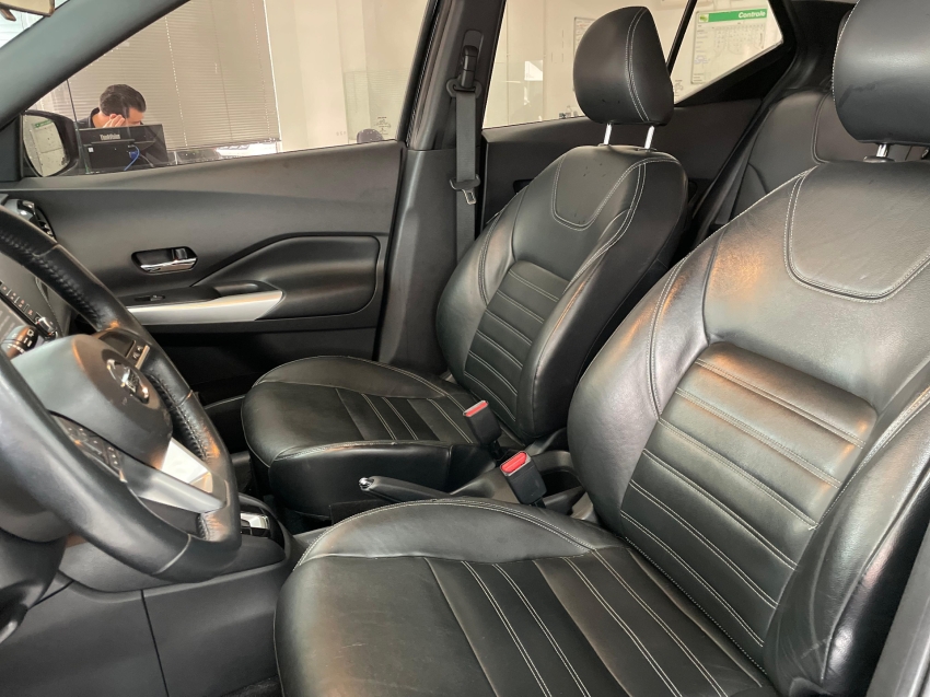 nissan kicks 1.6 16v flexstart sl 4p xtronic flex automatico 2017