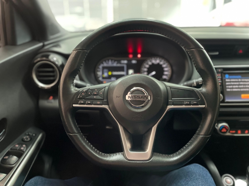 nissan kicks 1.6 16v flexstart sl 4p xtronic flex automatico 2017