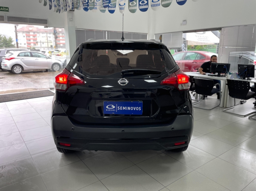 nissan kicks 1.6 16v flexstart sl 4p xtronic flex automatico 2017