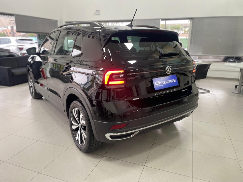 volkswagen t-cross 1.0 200 tsi total flex comfortline automatico 4p 2021