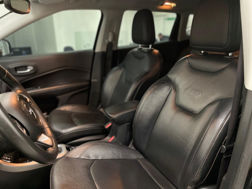 jeep compass 2.0 16v flex longitude automatico 4p 2019
