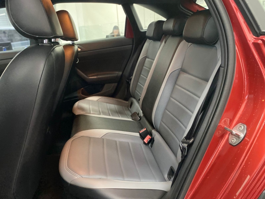 volkswagen nivus 1.0 200 tsi total flex highline automatico 4p 2024