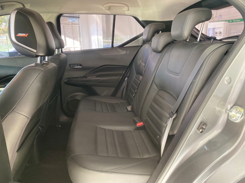 nissan kicks 1.6 16v flexstart exclusive xtronic flex 4p automatico 2022
