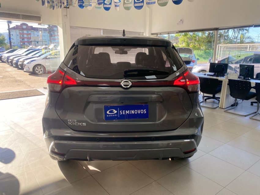 nissan kicks 1.6 16v flexstart exclusive xtronic flex 4p automatico 2022