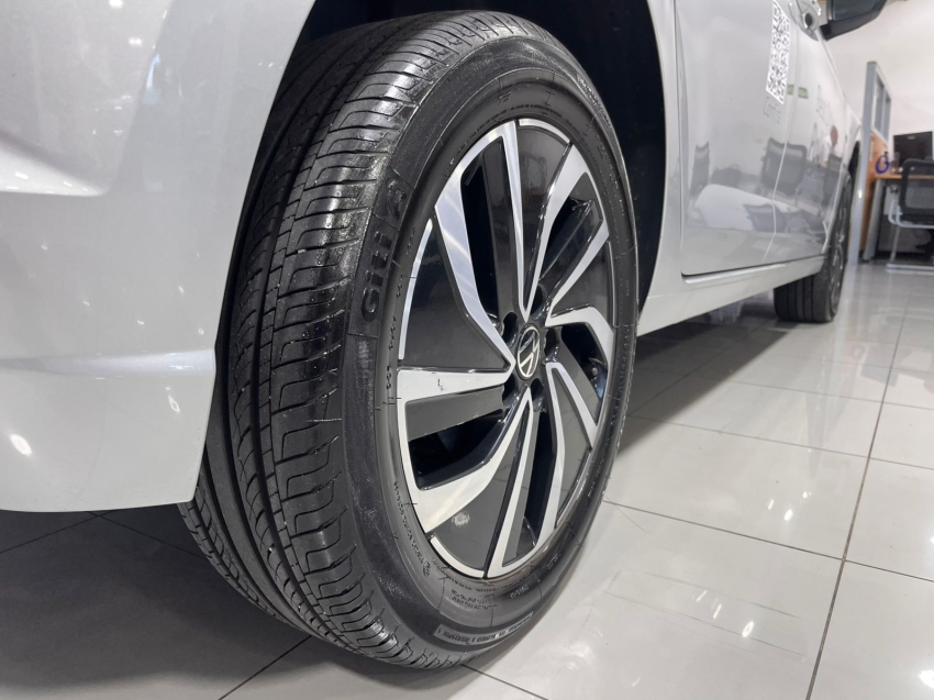 volkswagen polo 1.0 170 tsi highline automatico flex 4p 202511