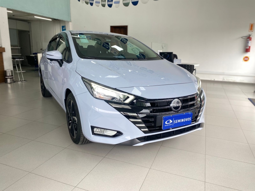 nissan versa 1.6 16v flex exclusive xtronic 4p automatico 2025
