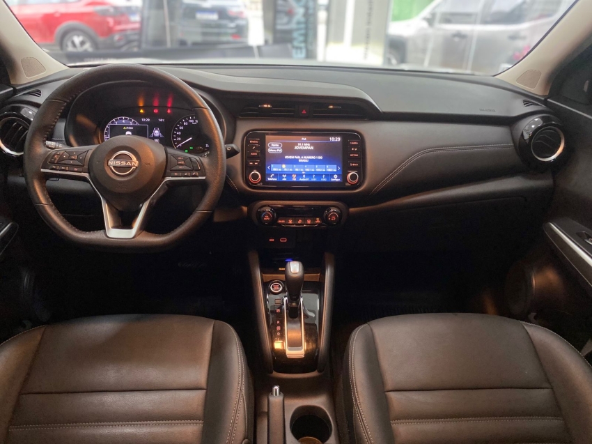 nissan kicks 1.6 16v flexstart exclusive xtronic flex 4p automatico 2024
