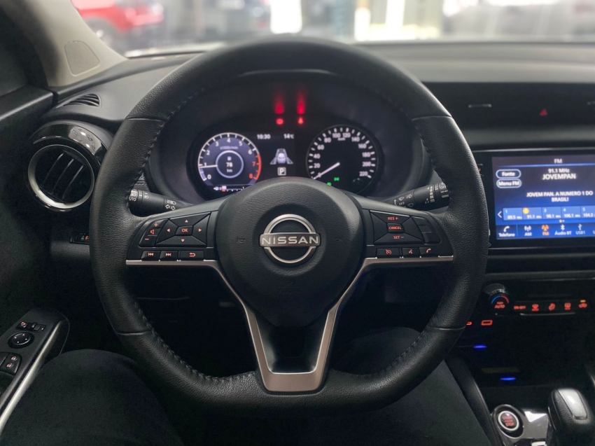 nissan kicks 1.6 16v flexstart exclusive xtronic flex 4p automatico 2024
