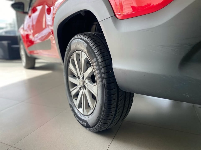fiat strada 1.3 firefly flex freedom cd manual 2p automatico 2025