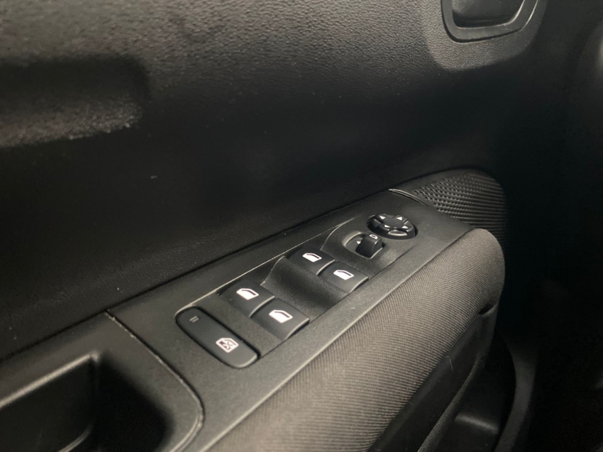 citroen c4 cactus 1.6 vti 120 flex feel pack eat6 4p automatico 2022
