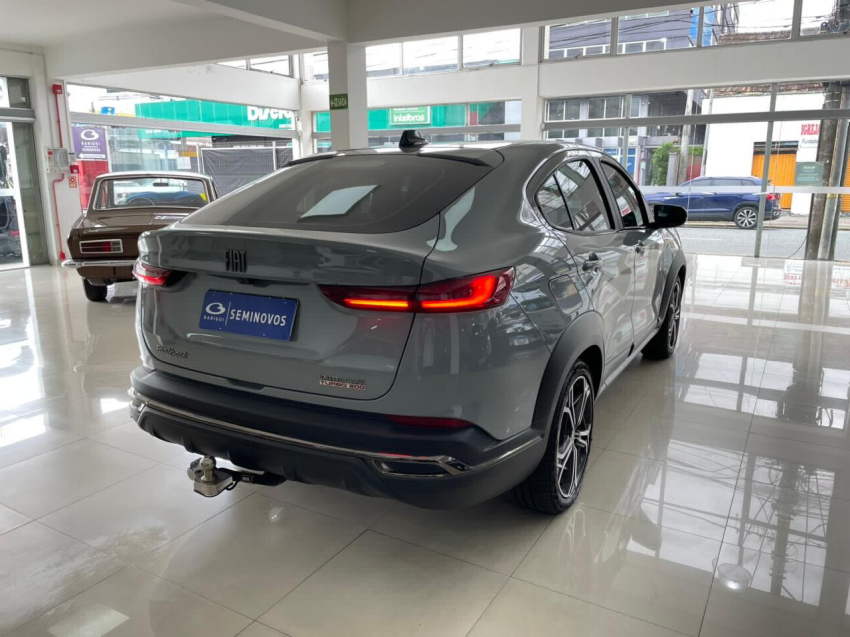 fiat fastback 1.0 turbo 200 flex impetus cvt 5p automatico 2024