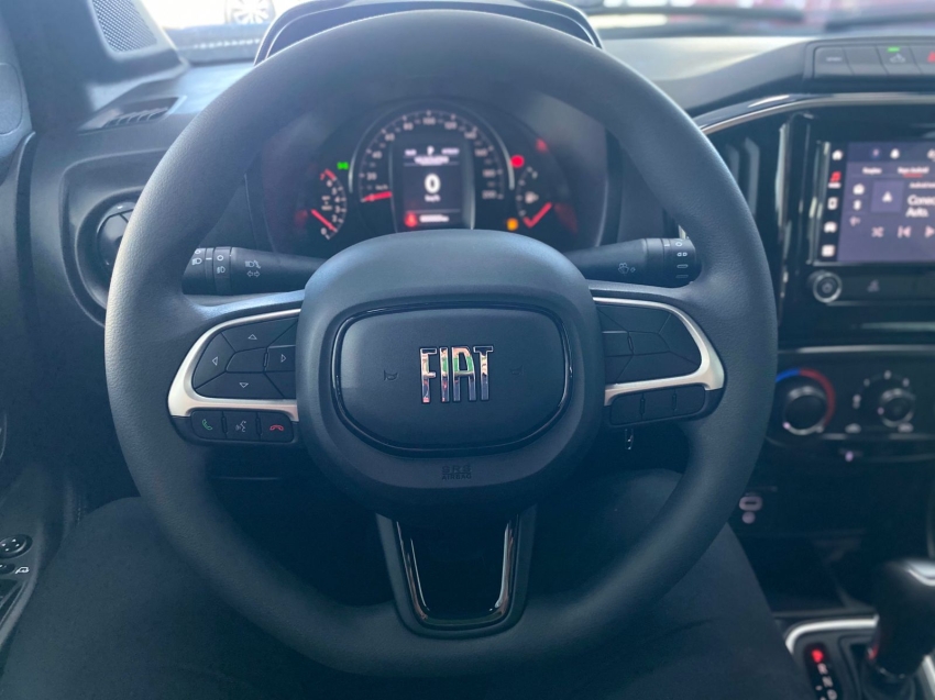 fiat strada 1.3 firefly flex volcano cd cvt 4p automatico 2026