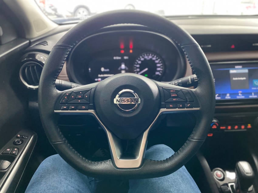 nissan kicks 1.6 16v flexstart exclusive xtronic flex 4p automatico 2022