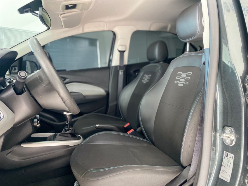 chevrolet onix 1.0 mpfi lt 8v flex 4p manual 2019