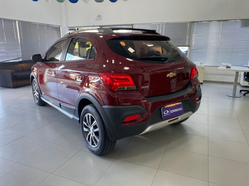 chevrolet onix 1.4 mpfi activ 8v flex 4p automatico 2018