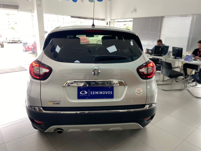 renault captur 1.6 16v sce flex intense x-tronic 4p automatico 20211