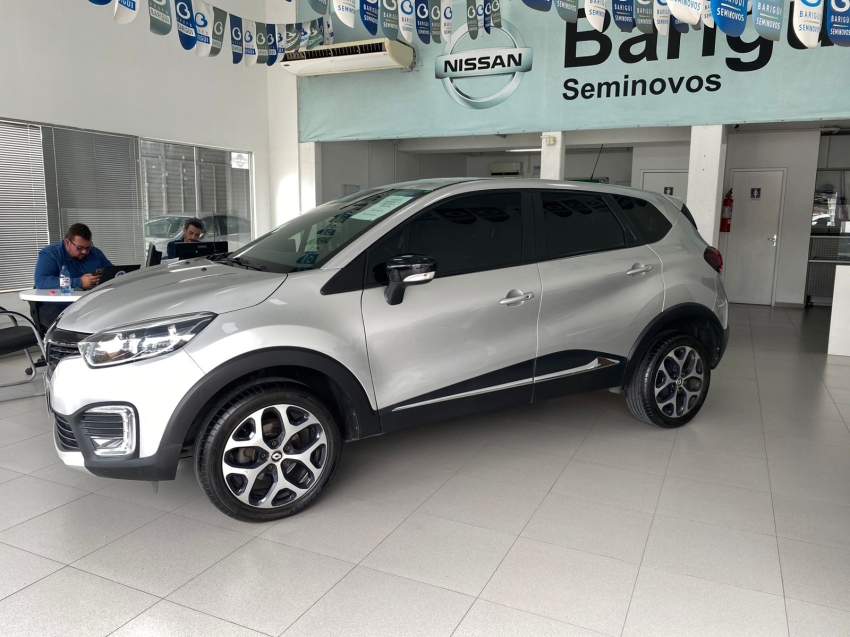 renault captur 1.6 16v sce flex intense x-tronic 4p automatico 20214