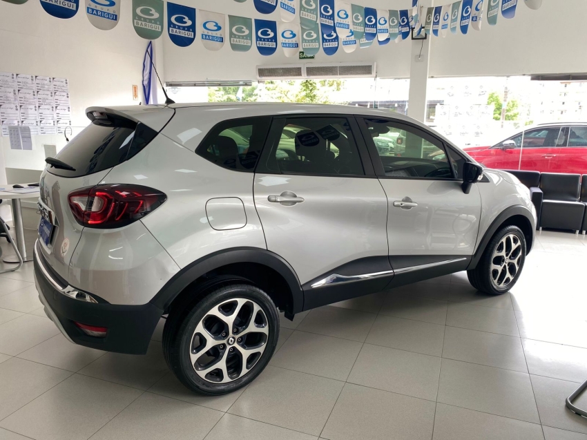 renault captur 1.6 16v sce flex intense x-tronic 4p automatico 20213
