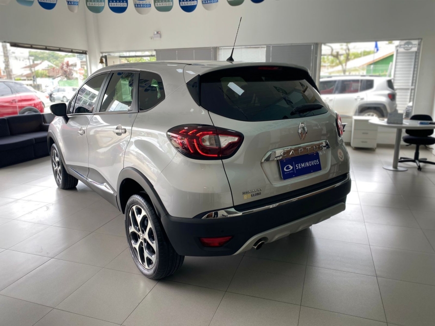 renault captur 1.6 16v sce flex intense x-tronic 4p automatico 20215