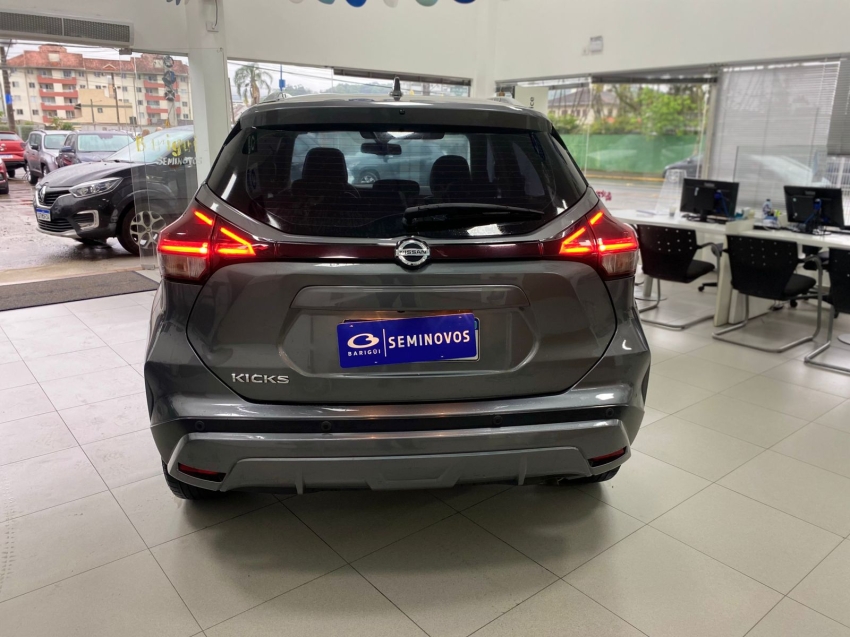 nissan kicks 1.6 16v flexstart exclusive xtronic flex 4p automatico 2022