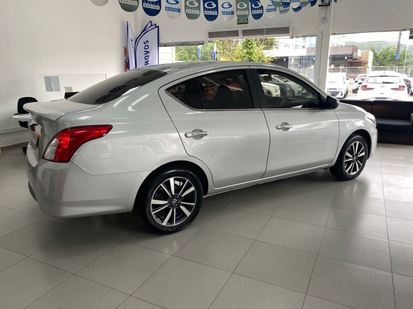 nissan versa 1.6 16v flexstart sl 4p xtronic 1.0 flex automatico 20193