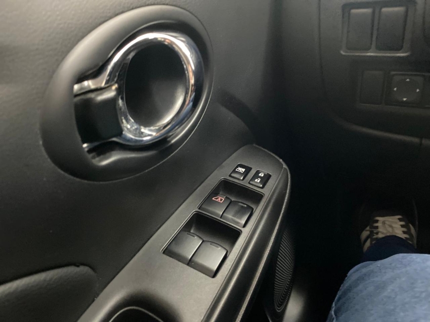 nissan versa 1.6 16v flexstart sl 4p xtronic 1.0 flex automatico 201917