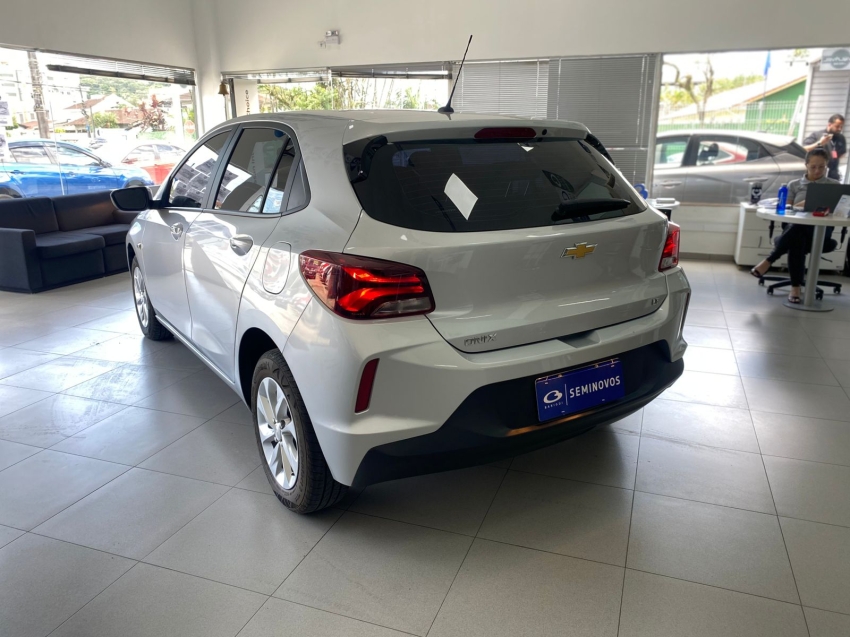 chevrolet onix 1.0 flex lt manual 4p 20235