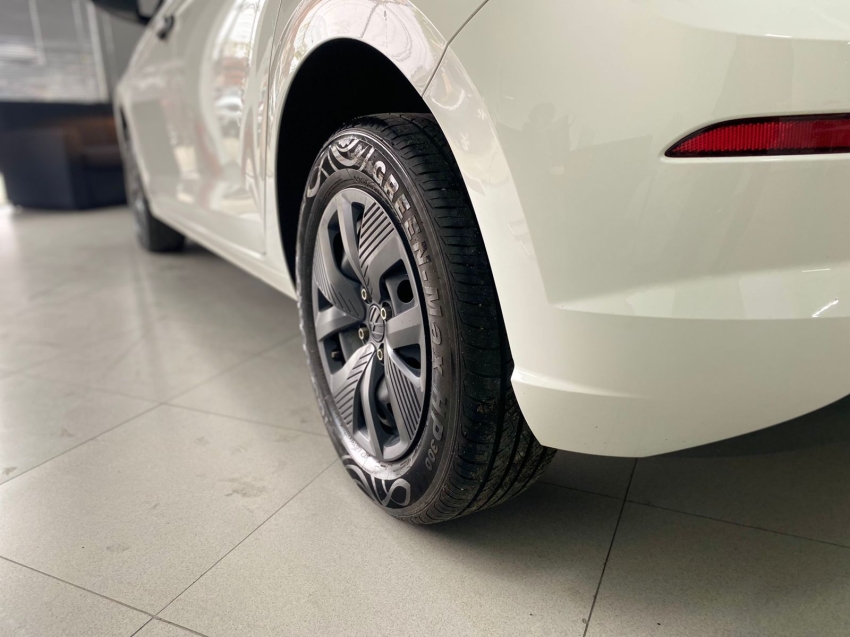 volkswagen polo 1.0 mpi track manual flex 4p 202415