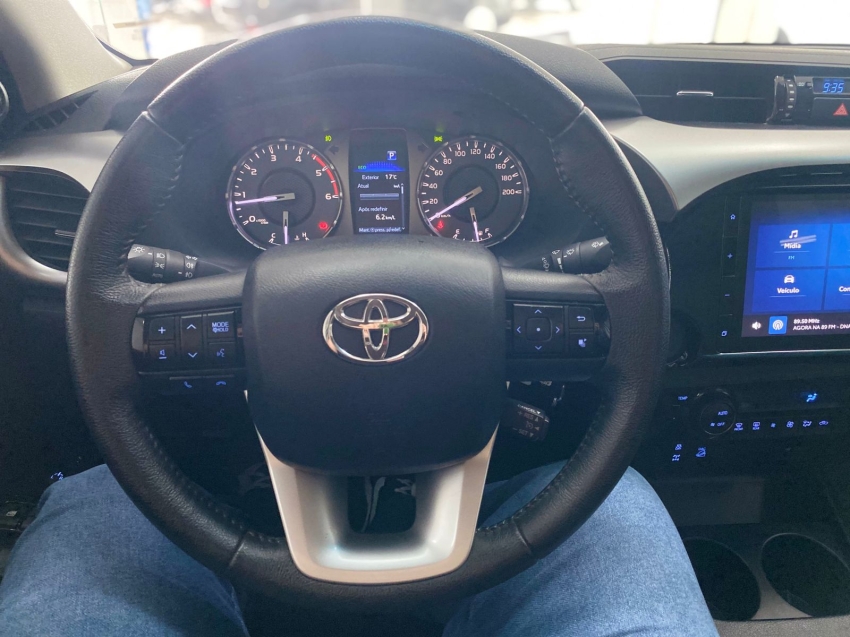 toyota hilux 2.8 d-4d turbo diesel cd sr 4x4 automatico 4p 20248