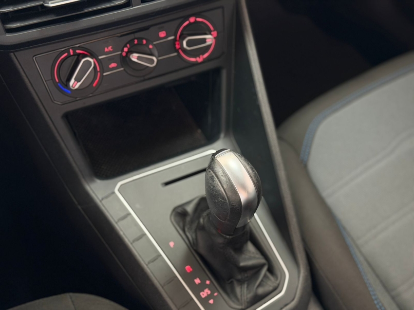 volkswagen nivus 1.0 200 tsi total flex comfortline automatico 4p 202116