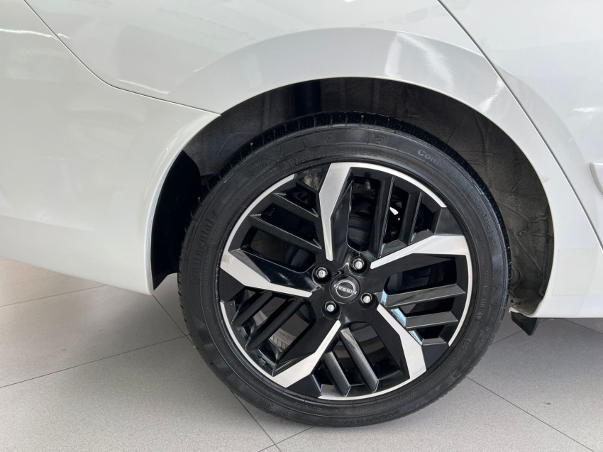 nissan versa 1.6 16v flex exclusive xtronic 4p automatico 20257