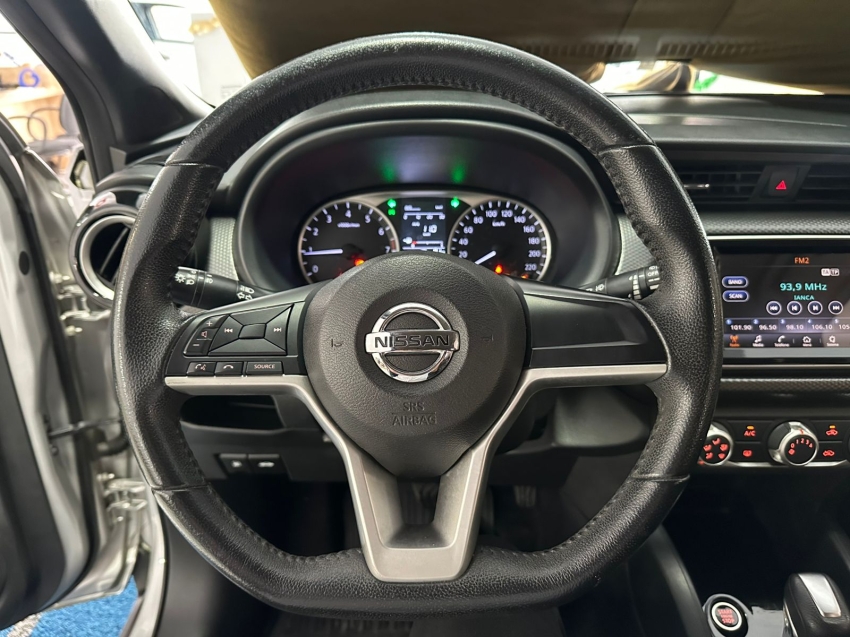 nissan kicks 1.6 16v flexstart sv 4p xtronic flex automatico 201910