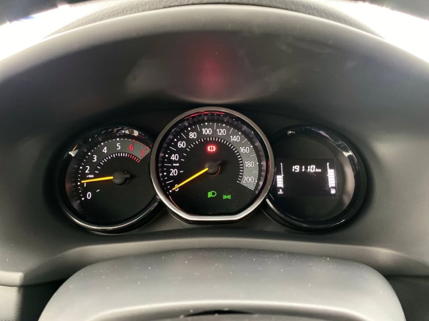 renault logan 1.0 12v sce flex zen manual 4p 202512