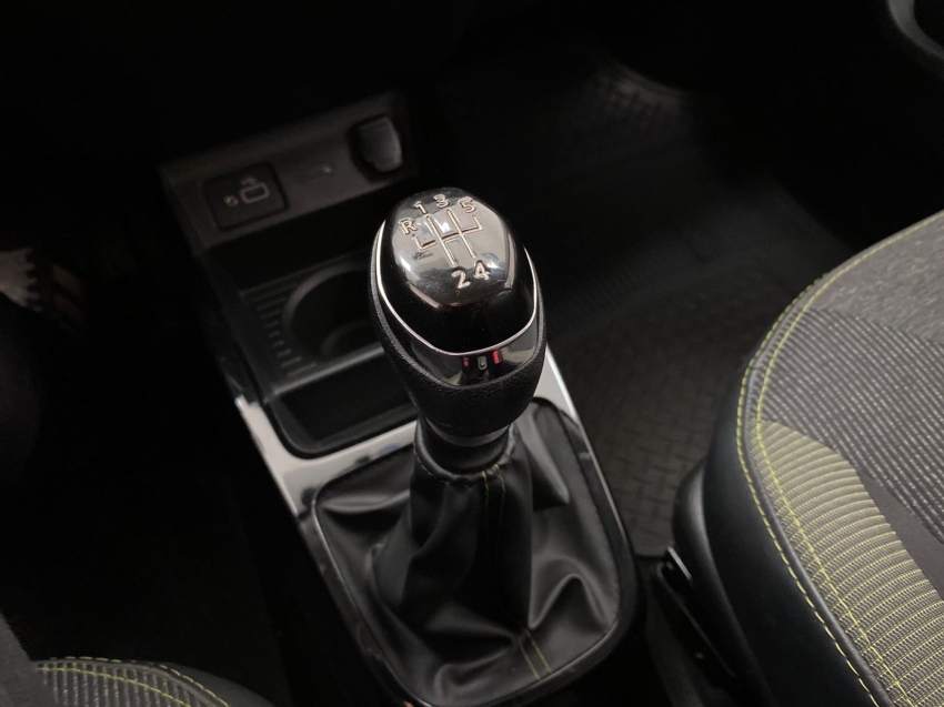 renault kwid 1.0 12v sce flex outsider manual 4p 20237