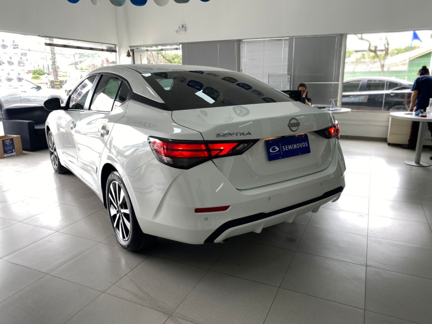 nissan sentra 2.0 16v gasolina advance xtronic 4p automatico 20264