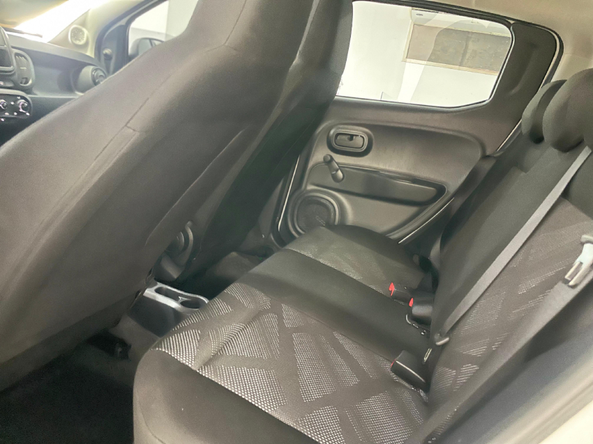 fiat mobi 1.0 evo flex like. manual 4p 202511