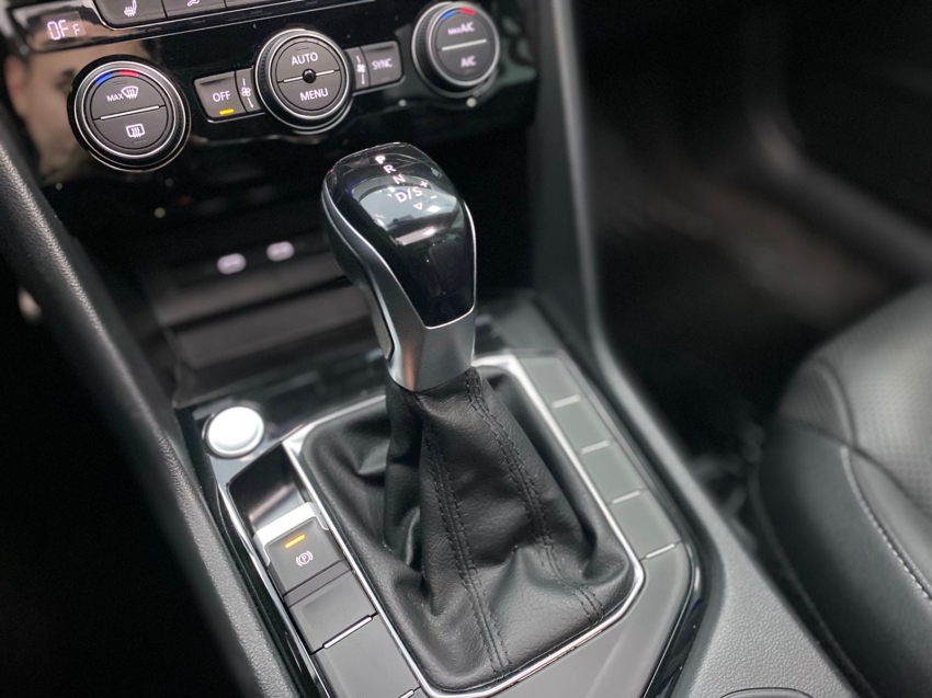 volkswagen taos 1.4 250 tsi total flex highline automatico 4p 202217