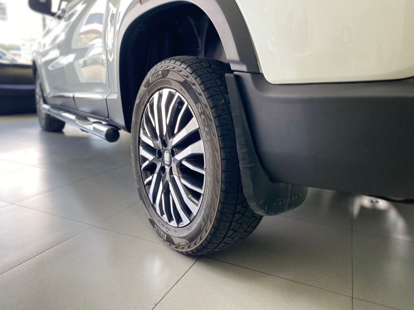 fiat toro 2.0 16v turbo diesel ranch 4wd at9 4p automatico 202516