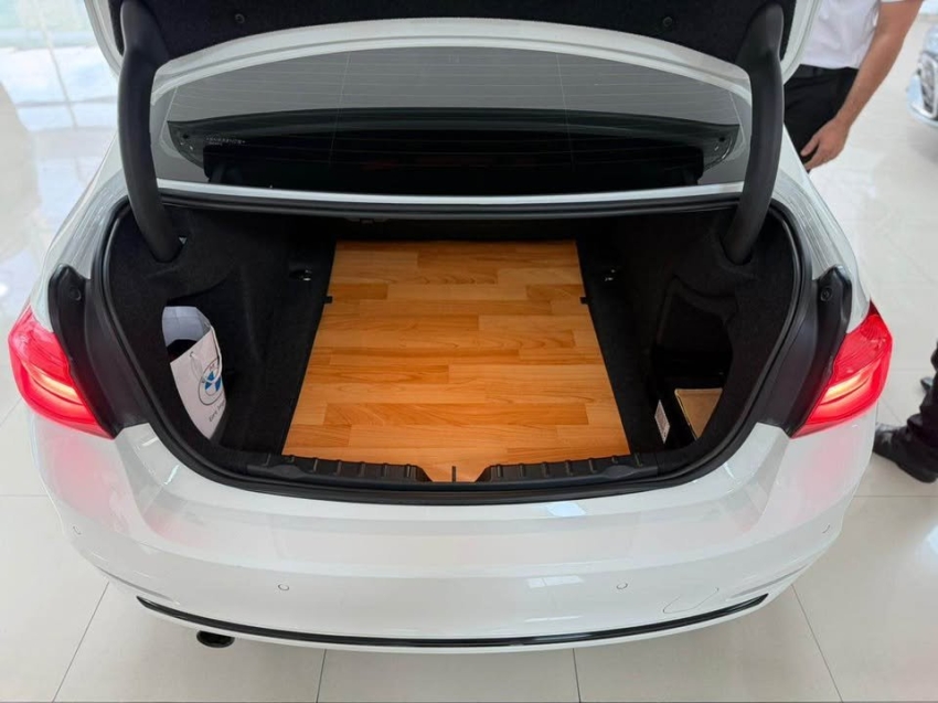 bmw 320i 2.0 sport 16v turbo active flex 4p automatico 201614