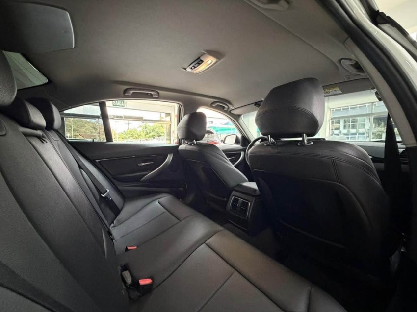 bmw 320i 2.0 sport 16v turbo active flex 4p automatico 201613