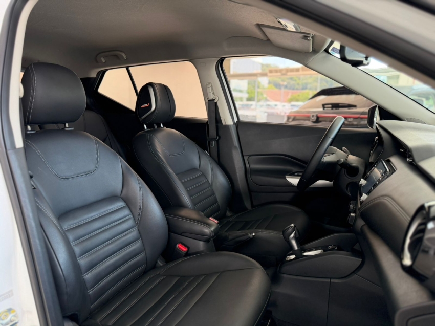 nissan kicks 1.6 16v flexstart exclusive xtronic flex 4p automatico 202410