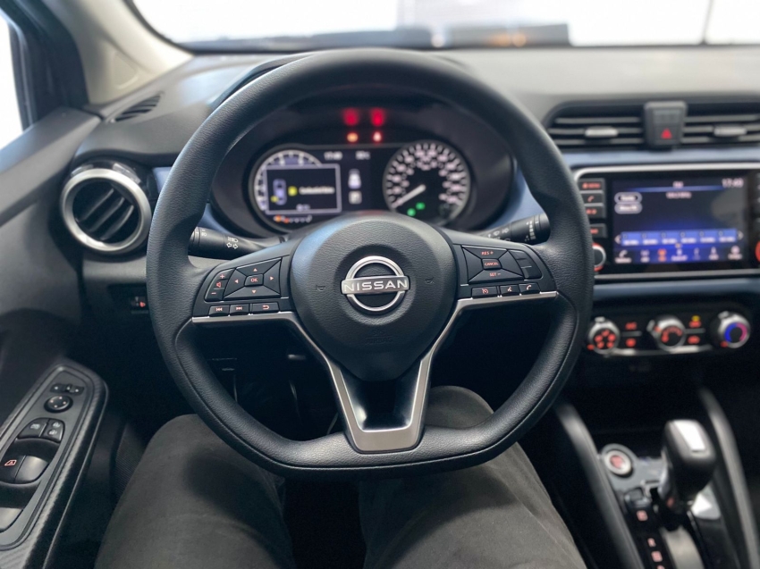 nissan versa 1.6 16v flex advance xtronic 4p automatico 202610