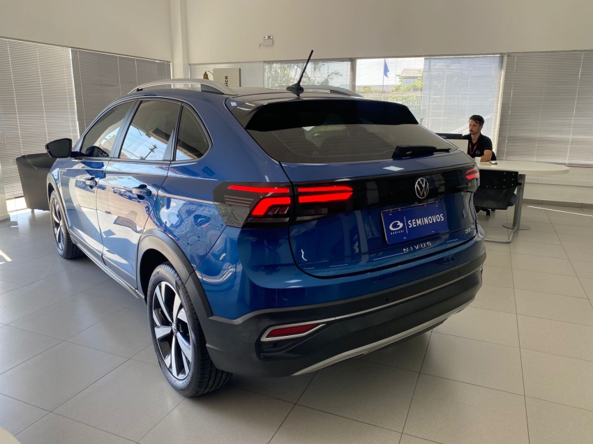 volkswagen nivus 1.0 200 tsi total flex highline automatico 4p 20232