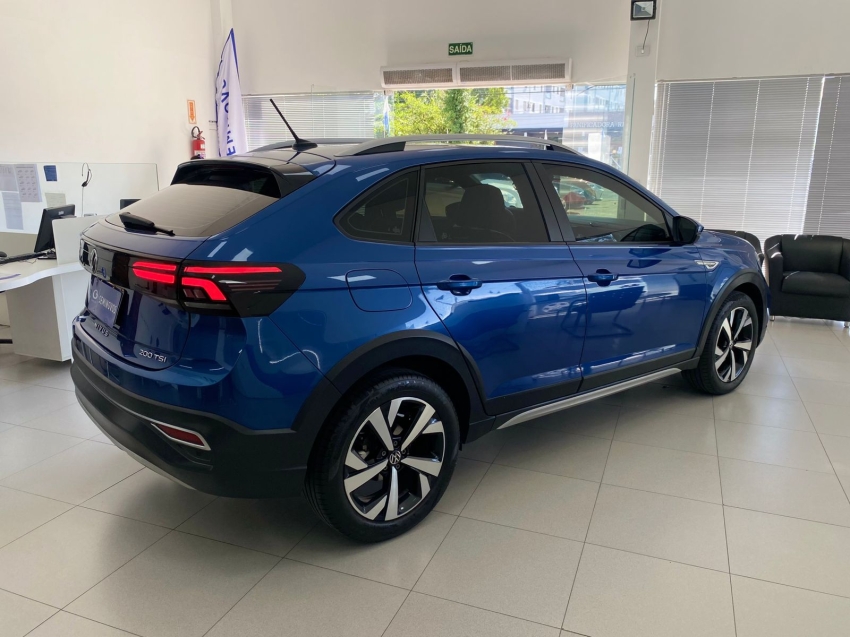 volkswagen nivus 1.0 200 tsi total flex highline automatico 4p 20234