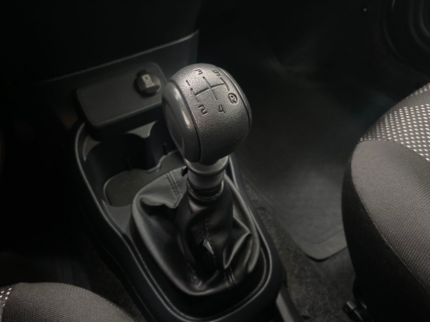 fiat mobi 1.0 evo flex like. manual 4p 202314