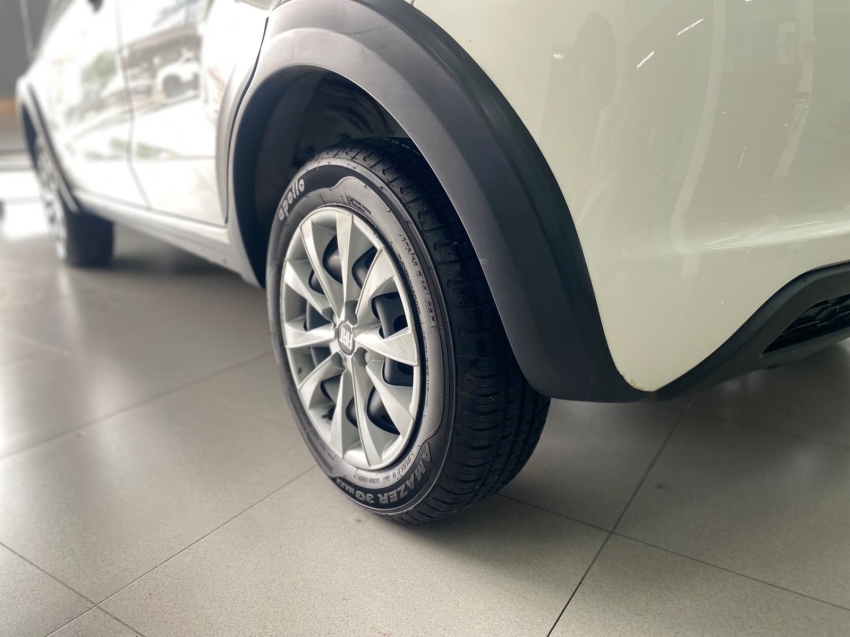 fiat mobi 1.0 evo flex like. manual 4p 20236